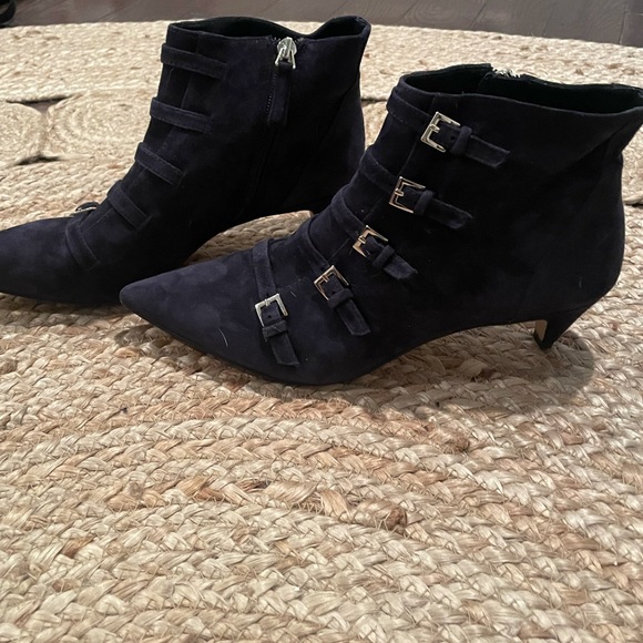 Nine West Zydeco navy suede kitten heel booties - Picture 1 of 5
